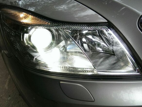 2011 Skoda Octavia II (A5) Рестайлинг, коричневый - вид 1