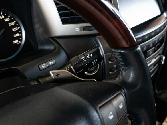 2014 Lexus LX 570 III Рестайлинг, белый, 5050000 рублей - вид 21