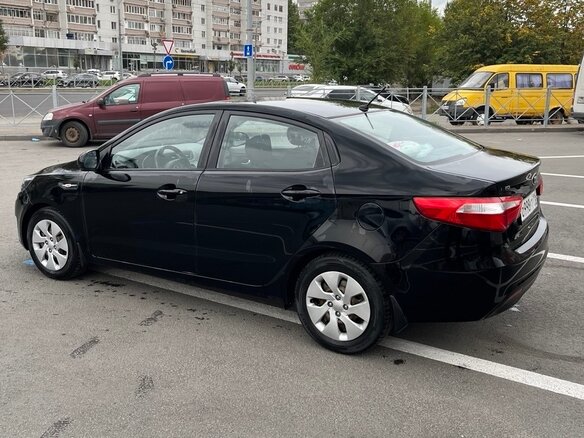 2014 Kia Rio III, чёрный, 770000 рублей - вид 7
