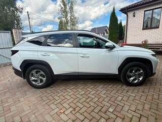 2023 Hyundai Tucson IV Рестайлинг, белый, 3600000 рублей, вид 4