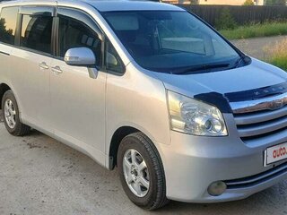 2010 Toyota Noah II (R70), серый, 1500000 рублей, вид 1