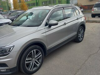 2019 Volkswagen Tiguan II, серый, 2750000 рублей, вид 2