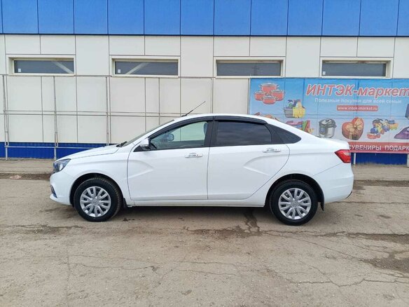 2021 Lada (ВАЗ) Vesta I, белый, 900000 рублей - вид 4