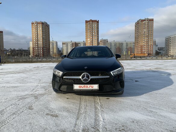 2019 Mercedes-Benz A-Класс 200 IV (W177), чёрный, 3400000 рублей - вид 3