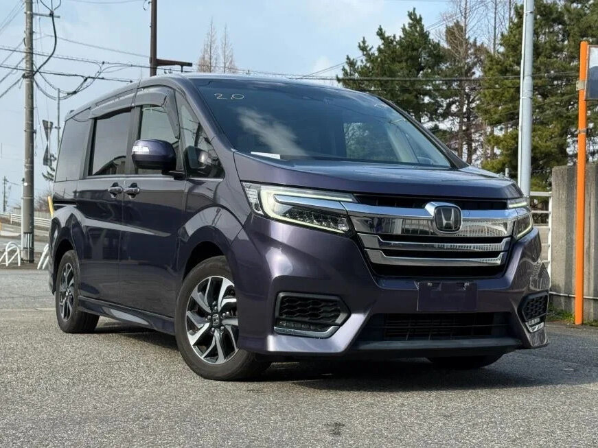 Открыть фотографии: Honda Stepwgn V Рестайлинг