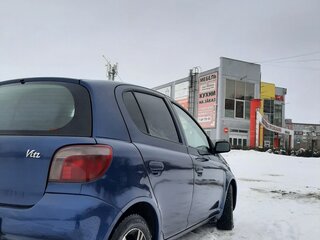 2000 Toyota Vitz I (P10), синий, 415000 рублей, вид 3