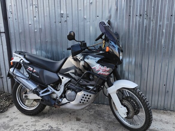 1997 Honda XRV 750 Africa Twin, чёрный, 400000 рублей - вид 3