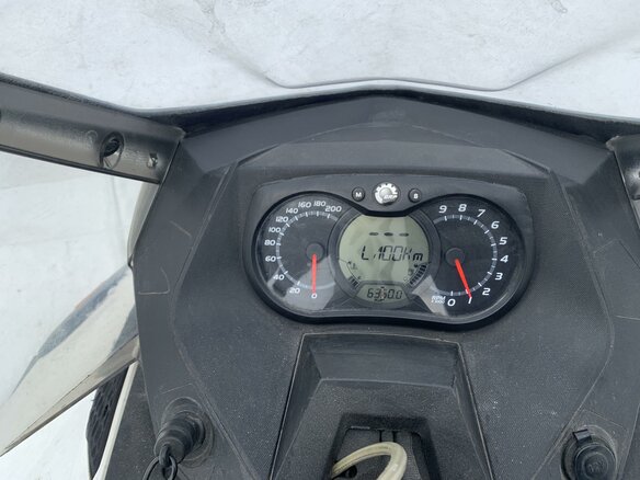 2009 BRP Lynx Commander 600, белый, 850000 рублей