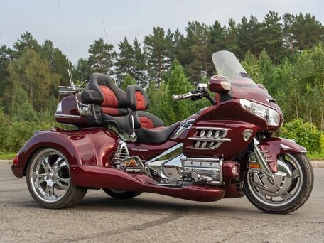 2008 Honda GL 1800 Gold Wing, красный, 2100000 рублей, вид 1