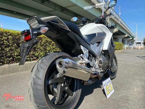 2011 Honda VFR 800X (Crossrunner), белый, 660000 рублей - вид 2