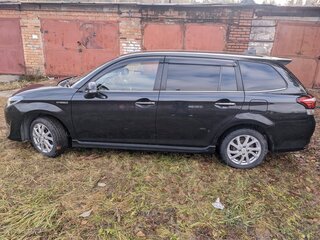2017 Toyota Corolla Fielder XI (E160, E170, E180) Рестайлинг 1, чёрный, 1350000 рублей, вид 2