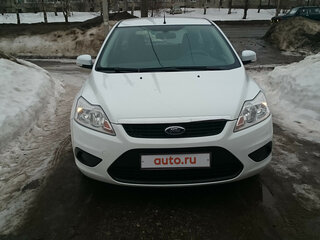 2010 Ford Focus II Рестайлинг, белый, 400000 рублей, вид 2