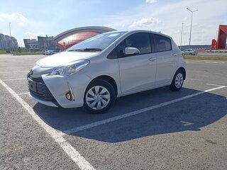 2018 Toyota Vitz III (XP130) Рестайлинг 2, белый, 1250000 рублей, вид 5