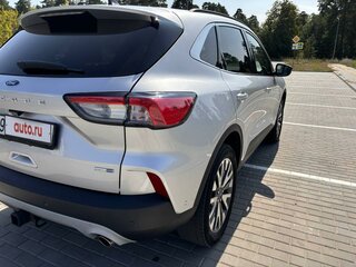2019 Ford Escape IV, серебристый, 2500000 рублей, вид 4