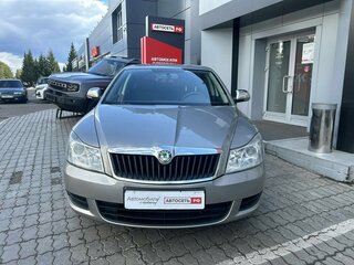 2011 Skoda Octavia II (A5) Рестайлинг, серый, 951950 рублей, вид 2