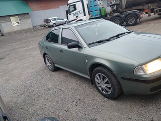 2003 Skoda Octavia I (A4) Рестайлинг, зелёный, 520000 рублей, вид 2