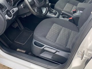 2012 Skoda Octavia II (A5) Рестайлинг, белый, 1250000 рублей, вид 5