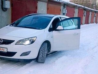 2011 Opel Astra J, белый, 850000 рублей, вид 1