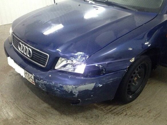 1997 Audi A4 I (B5) Рестайлинг, синий - вид 3