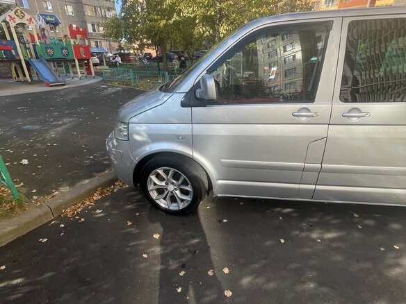 2003 Volkswagen Multivan T5, серебристый, 1200000 рублей - вид 6