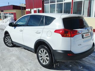 2013 Toyota RAV4 IV (XA40), белый, 2300000 рублей, вид 5