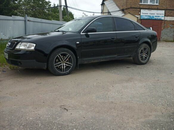 1998 Audi A6 II (C5), чёрный, 560000 рублей - вид 2