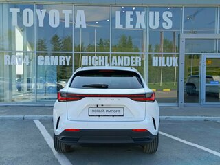 2025 Lexus NX 200 II, белый, 6449000 рублей, вид 5