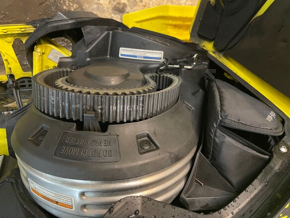 2016 BRP Ski-Doo Summit 800, жёлтый, 700000 рублей - вид 19