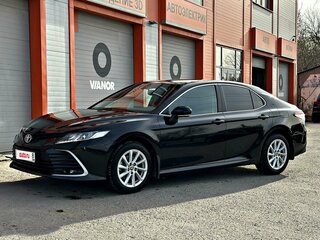 2021 Toyota Camry VIII (XV70) Рестайлинг, чёрный, 3000000 рублей, вид 5