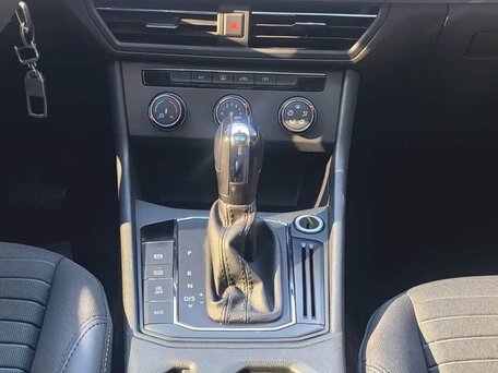 2022 Volkswagen Lavida III, белый, 1730900 рублей, вид 4