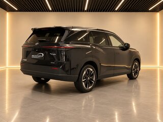2026 Toyota bZ3X 58.3 kWh, чёрный, 2342543 рублей, вид 3