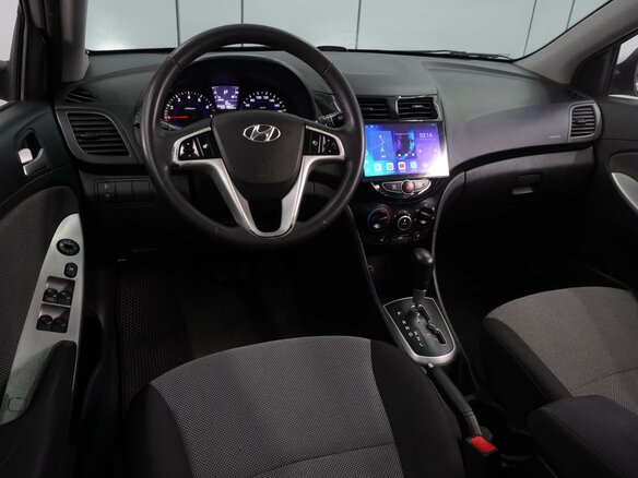 2012 Hyundai Solaris I, серебристый, 574000 рублей - вид 5