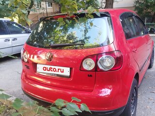 2006 Volkswagen Golf Plus I, красный, 525000 рублей, вид 4