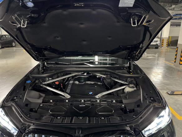 2023 BMW X6 40i III (G06) Рестайлинг, синий, 18600000 рублей - вид 13