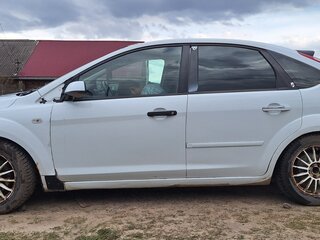 2007 Ford Focus II Рестайлинг, белый, 500000 рублей, вид 5