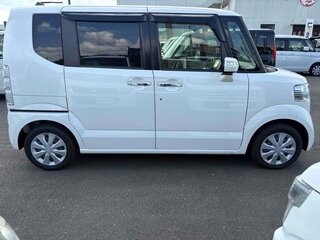 2022 Honda N-BOX II Рестайлинг, белый, 730000 рублей, вид 4