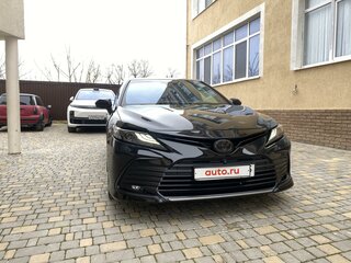 2021 Toyota Camry VIII (XV70) Рестайлинг, чёрный, 4200000 рублей, вид 1