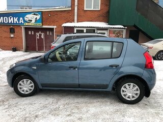 2012 Renault Sandero I, синий, 999999 рублей, вид 5