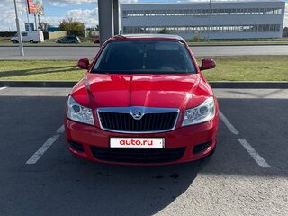 2009 Skoda Octavia II (A5) Рестайлинг, красный, 600000 рублей, вид 2
