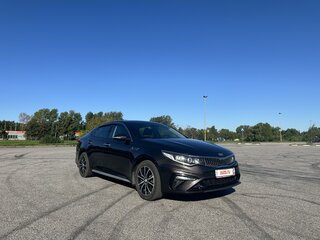 2018 Kia Optima IV, коричневый, 1750000 рублей, вид 3