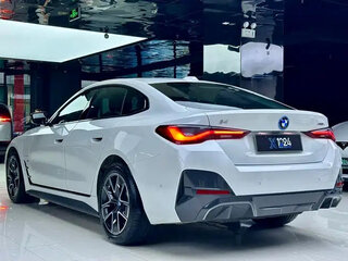 2026 BMW i4 eDrive40 G26 Рестайлинг, белый, 6200008 рублей, вид 4