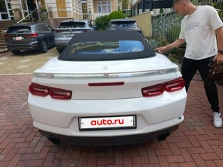 2019 Chevrolet Camaro VI Рестайлинг, белый, 3300000 рублей, вид 2