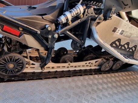 2013 Polaris 600 Switchback, чёрный, 800000 рублей, вид 4