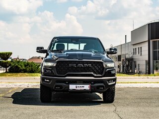 2026 Ram 1500 Crew Cab V Рестайлинг, чёрный, 10762500 рублей, вид 3