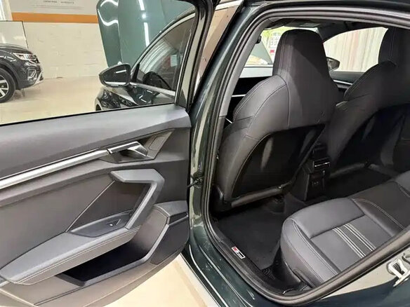 2023 Audi A3 35 TFSI IV (8Y), чёрный, 2320899 рублей - вид 8