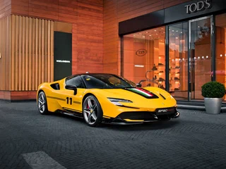2023 Ferrari SF90 Stradale, жёлтый, 40500000 рублей, вид 5