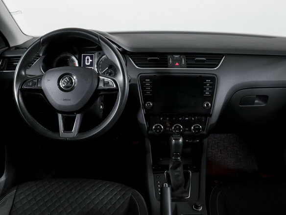 2017 Skoda Octavia III (A7) Рестайлинг, серебристый, 1498000 рублей - вид 11
