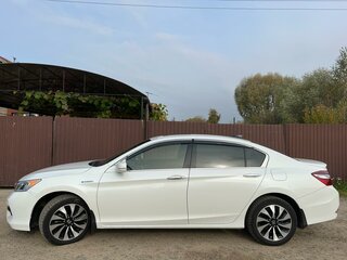 2016 Honda Accord IX Рестайлинг, белый, 1900000 рублей, вид 5
