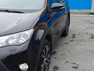 2015 Toyota RAV4 IV (XA40), чёрный, 1950000 рублей, вид 1