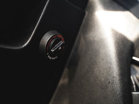 2011 Nissan Patrol V (Y61) Рестайлинг, серый, 5999995 рублей - вид 28